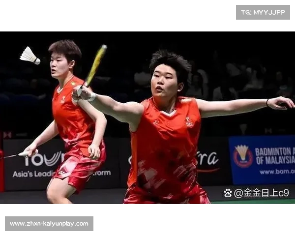 中国女双组合刘圣书谭宁直落两局战胜韩国选手成功晋级印尼公开赛决赛 中国女双组合刘圣书谭宁直落两局战胜韩国选手成功晋级印尼公开赛决赛